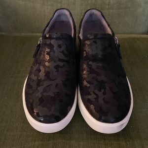 Clarks Layton Step slip-on shoes